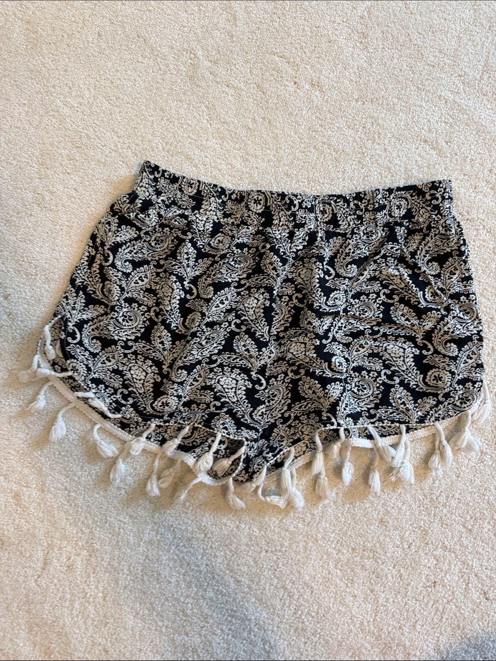 Paisley elastic short